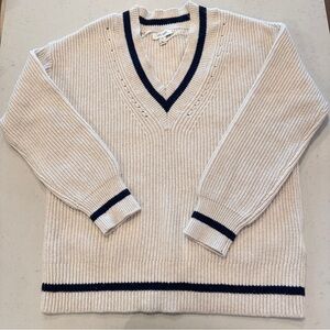 ON 34th Varsity V Neck Sweater 100% Wool Size Medium Fisherman-Core